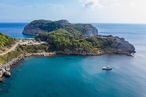 Kouros Exclusive Suites - Adults Only