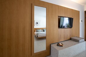 Kouros Exclusive Suites - Adults Only