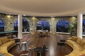 Kouros Exclusive Suites - Adults Only