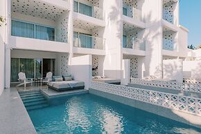 Kouros Exclusive Suites - Adults Only
