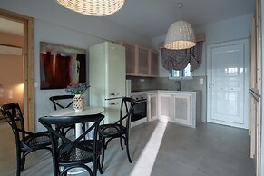 Kouros Exclusive Suites - Adults Only