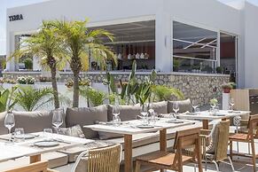 Kouros Exclusive Suites - Adults Only