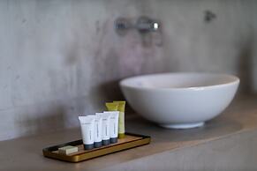 Kouros Exclusive Suites - Adults Only