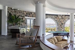 Kouros Exclusive Suites - Adults Only