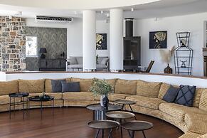 Kouros Exclusive Suites - Adults Only