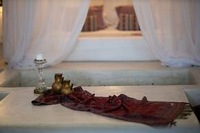 Kouros Exclusive Suites - Adults Only