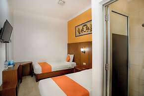 Poncowinatan Hotel