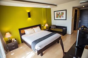 ECLIPSE Hotel