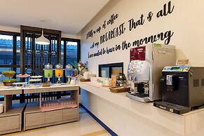 De Hug Hotel & Residence