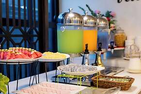 De Hug Hotel & Residence