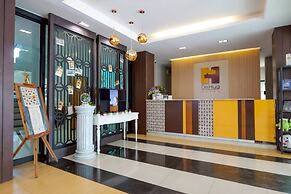 De Hug Hotel & Residence