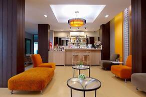 De Hug Hotel & Residence