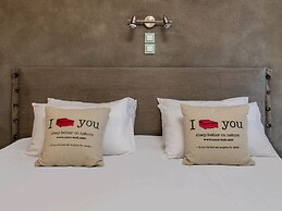 Phoenix Hotel