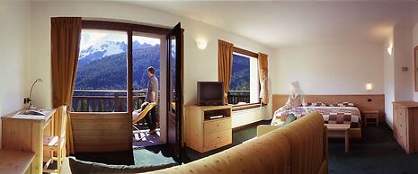 Hotel Li Arnoga