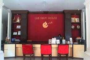 Lub Sbuy House