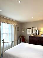 Top Joes Townhouse