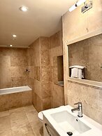 Top Joes Townhouse