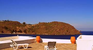 Blue Bay Hotel