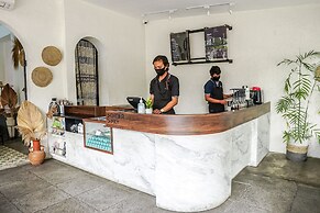 Airlangga Hotel