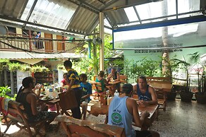 Harmony House - Hostel