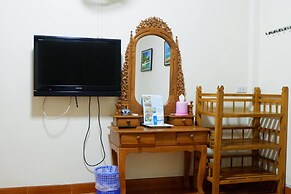 Harmony House - Hostel