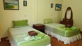 Harmony House - Hostel