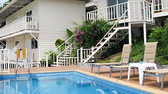 Phi Phi Uphill Cottage