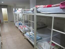 Lucky House Dorm Room - Hostel