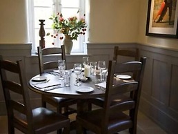 The Bell at Hampton Poyle