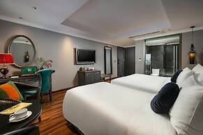 L'Heritage Hotel