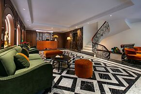 L'Heritage Hotel