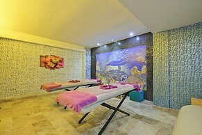 Ocean Blue High Class Hotel
