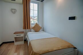 Ocean Blue High Class Hotel