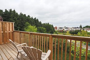 Boardwalk Homes - Executive Guest Rooms & Townhomes
