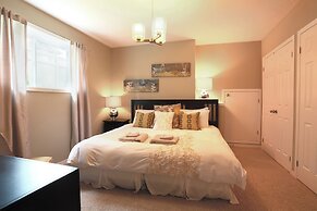 Boardwalk Homes - Executive Guest Rooms & Townhomes