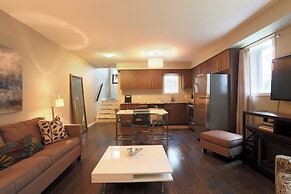 Boardwalk Homes - Executive Guest Rooms & Townhomes