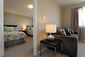 Boardwalk Homes - Executive Guest Rooms & Townhomes