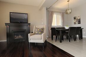 Boardwalk Homes - Executive Guest Rooms & Townhomes