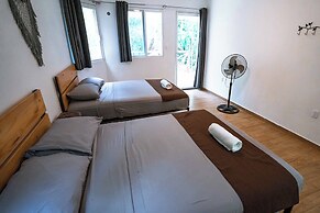 Jolie Jungle Eco Hotel