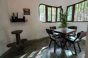 Jolie Jungle Eco Hotel