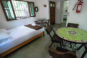 Jolie Jungle Eco Hotel