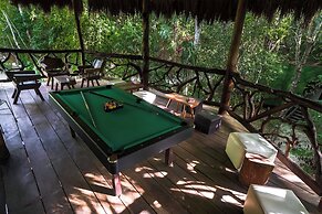Jolie Jungle Eco Hotel