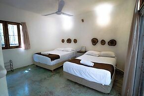 Jolie Jungle Eco Hotel