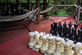 Jolie Jungle Eco Hotel