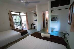 Jolie Jungle Eco Hotel