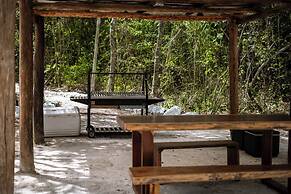 Jolie Jungle Eco Hotel