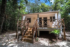 Jolie Jungle Eco Hotel