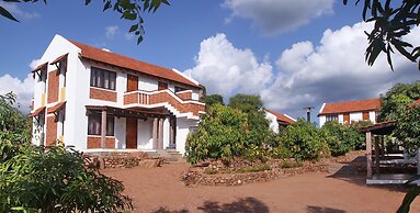 Kadambavanam Ethnic Village Resort
