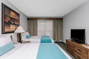 Tonquin Inn