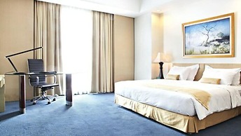 Sintesa Peninsula Hotel Manado